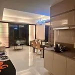 Chelsea Residence Studio, Plaza Damas 3